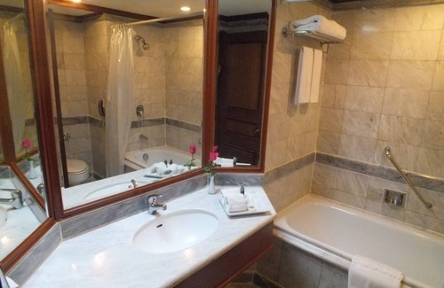 Phitsanulok Hotel | Topland Hotel & Convention Centre