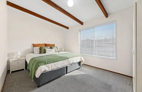 Kianga Casa | Toppeto Sea View Beach House - 56 Sunset Boulevard, Kianga