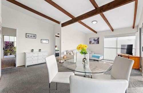 Kianga Casa | Toppeto Sea View Beach House - 56 Sunset Boulevard, Kianga