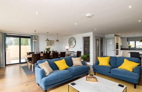 St Minver Cabaña | TOR VIEW, family friendly, with open fire in St Minver