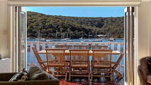 Hardys Bay Casa | 'Torcello - Waterfront on the Bay' by Accom Holidays