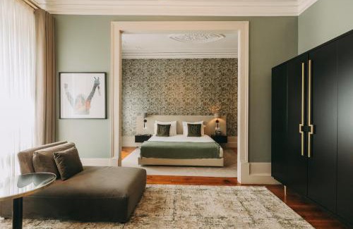 Guimaraes Casa | Torel Royal Court