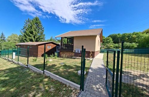 Salgotarjan Casa | Tornácos Vendégház