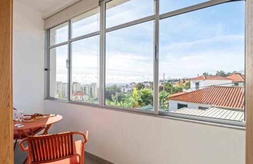 Imaculado Coracao de Maria Apartamento | Tornos