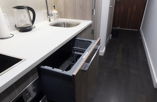 Downtown Toronto Condominio | Toronto Luxury Condo Rental – Posh Suite with City Views & Great Amenities