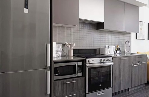 Garden District Apartamento | Toronto skyline suites