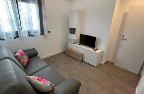 Cádiz Apartamento | Torre D'Arenas, playa Victoria, piscina y parking