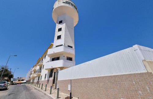 The Strip Apartamento | Torre da Aldeia by Umbral
