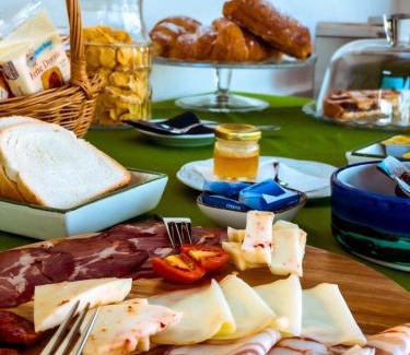 Drapia Cama Y Desayuno | Torre Galli-Dimora di Campagna