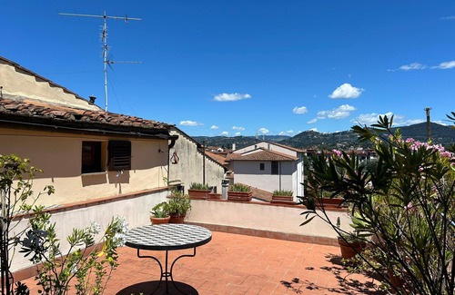 Sant' Ambrogio Apartamento | Torre Martellini