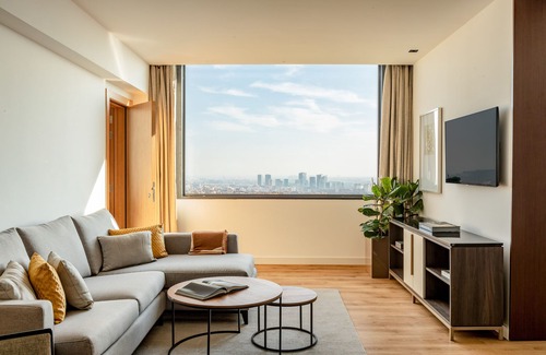 La Maternitat i Sant Ramon Hotel | Torre Melina, a Gran Meliá Hotel