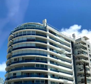 Aidy Grill Apartamento | Torre Nueva York Parada 5 Brava