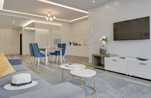 Camara de Lobos Apartamento | Torre Palace I by Atlantic Holiday