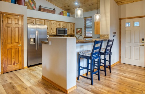 Torreon Cabina | Torreon Cardinal Landing Cabin With Party Garage