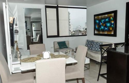 Puerto Santa Ana Apartamento | Torres Bellini - Puerto Santa Ana