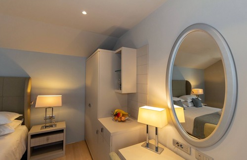 Turanj Hotel | Torretta Palace Hotel
