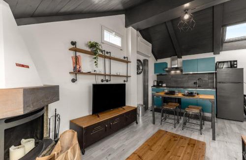 Zona Solari Apartamento | Tortona metro 200m - Charming attic - WiFi