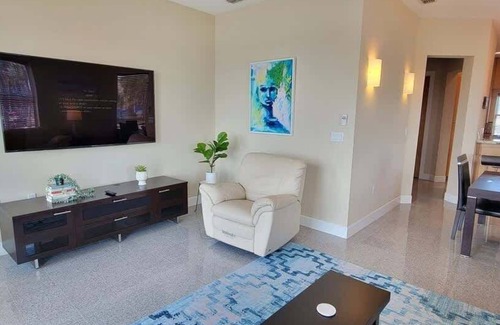 South Padre Island Condominio | Tortuga Bay 3 Bedroom Home by RedAwning
