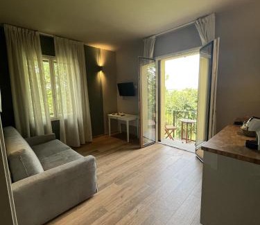 Imola Casa | Tosa Welcome