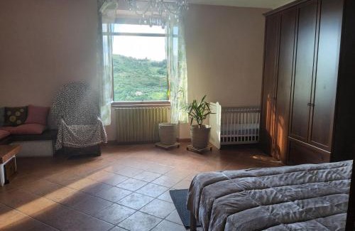 Seggiano Apartamento | Toscanas Idyllisches Bergdorf Seggiano , Casa Battisti