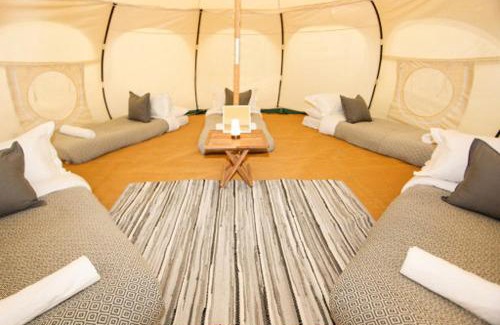 Mongolia Cama Y Desayuno | Tosontsengel Glamping Tents