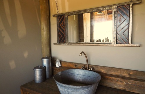 North-West District Cabina | Total privacy in Botswana's wilderness!
