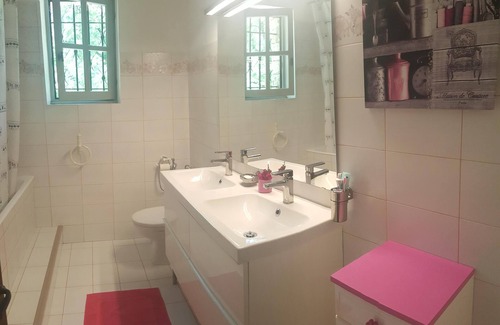 Vacheres Otro | propiedad de carácter totalmente privado de 14500m2
