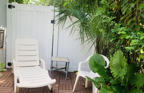 Garden Isles Apartamento | Totally Private Studio -- Private Entry -- Newly Renovated - fits 3 people
