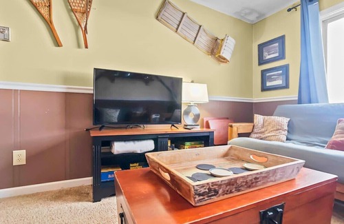 Snowshoe Apartamento | TOTW214 Slope Side Condo WiFi Next To Lift Parking