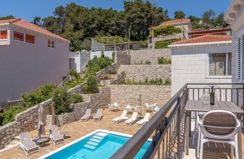 Saplunara Apartamento | Touch of Infinity TOP FLOOR - studio apartment with sea view
