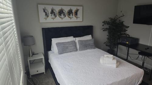 Clarksville Casa | Touch Of Jazz-workspace 300mbps Wifi