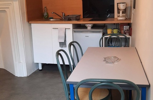 Montastruc-la-Conseillere Apartamento | Toulouse 15 min 4 people quiet 3 bed apartment