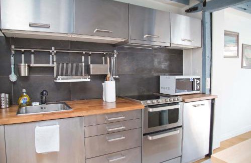 Arsenal Apartamento | Tour Eiffel view, Top Floor Apt Marais Vosges
