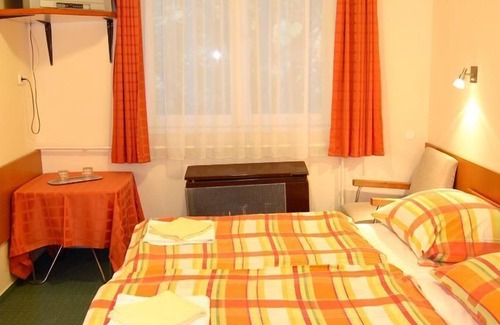 Nagykanizsa Hotel | Touring Hotel