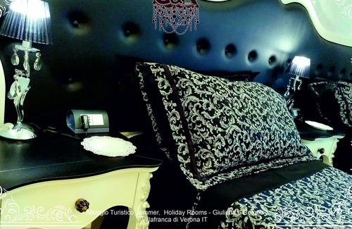 Villafranca di Verona Apartamento | Tourist Accommodation Juliet and ROMEO Entire Apartment CENTRO STOR Villafranca