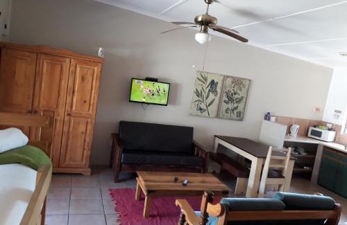 Gansbaai Cabina | Tourist Lodge Gansbaai