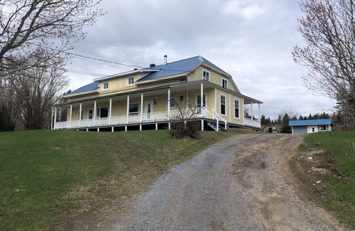 L'Anse-Saint-Jean Casa | Refugios de casas ancestrales