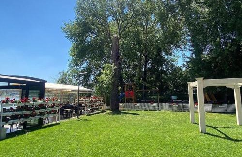 Sremska Kamenica Hotel | Tourist Resort Ribarsko Ostrvo