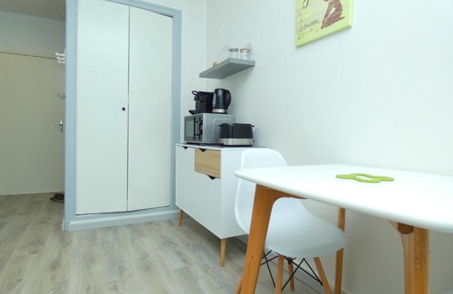 Rochefort Apartamento | TOUT CONFORT - LUMINEUX - CENTRE VILLE et PROCHE COMMERCES