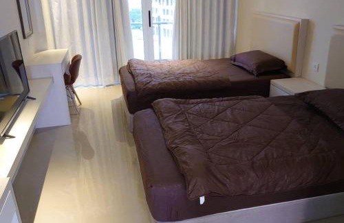 Lubuk Baja Apartamento | Tower A, 9th Floor, No 12 in Lubuk Baja Favehotel, Apartment in Nagoya Thamrin City