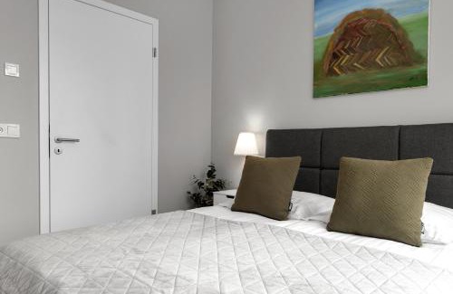 Hliðar Apartamento | Tower Apartments