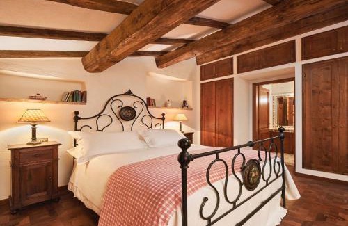 Umbertide Casa | Tower House in Umbria with Pool and Garden