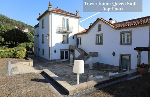 Facha Casa | Tower Junior Queen Suite at Casa dos Macieis, Camino Santiago direct access & Optional Agritourism