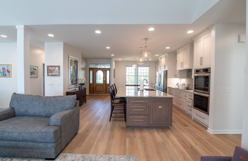 Jacksons' Gap Casa | Tower View: A Lakeside Haven