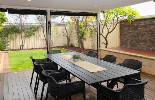 Busselton Casa | Town Central Entertainers Delight