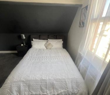 Barnstaple Casa | Town Centre En Suite Room 5