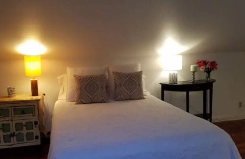 Saratoga Springs Otro | Town & Country Getaway: Pool Gardens Views 6 Acres
