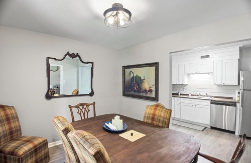 Aiken Casa | Town home located a stones throw to the Wilcox Hotel and Hitchcock Woods