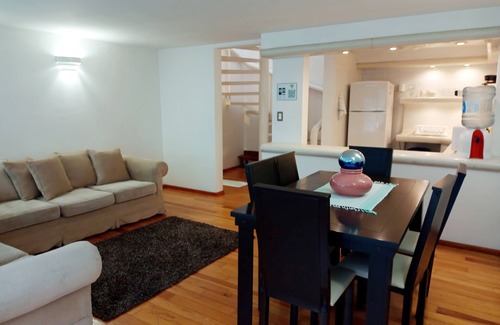 Coyoacán Apartamento | Town House 2 in San Ángel 2BR/3BA 1 Queen 2 Twin 1 Sofa bed double