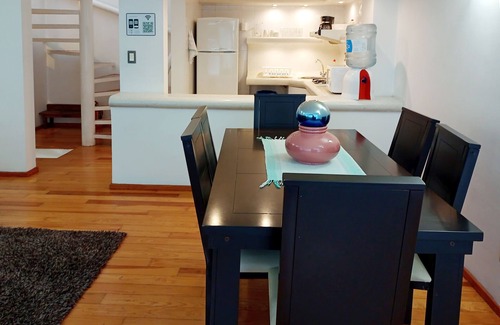 Coyoacán Apartamento | Town House 2 in San Ángel 2BR/3BA 1 Queen 2 Twin 1 Sofa bed double